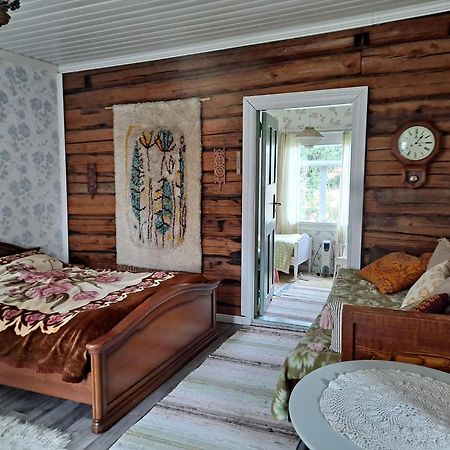 Levomaeki Farm Cottages Ypaja Экстерьер фото