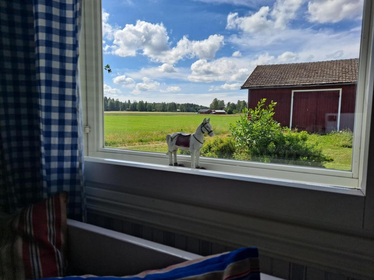Levomaeki Farm Cottages Ypaja Экстерьер фото